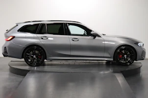 image du véhicule BMW 330i xDrive SAG Touring