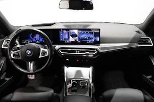 image du véhicule BMW 330i xDrive SAG Touring
