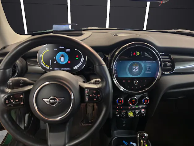 Mini F56 Cooper SE
