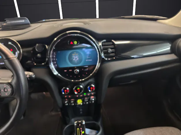 Mini F56 Cooper SE