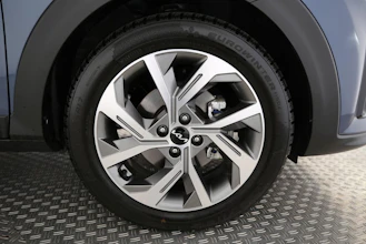 https://vehicle.imgix.net/4368742/361c48f8-1b76-44ec-8771-262ee4138d42.jpg