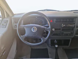 VW T4 Caravelle 2920 Swiss 2.5 TDI syncro