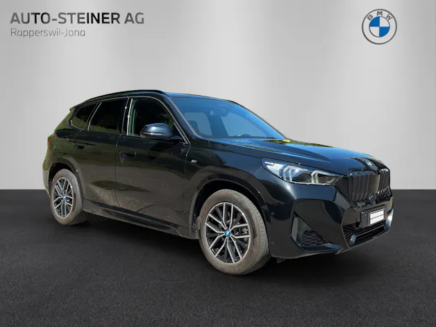 BMW iX1 xDrive 30 M Sport