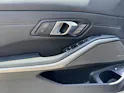 BMW 320e xDrive Touring HARMAN/KARDON SURROUND SOUND SYSTEM