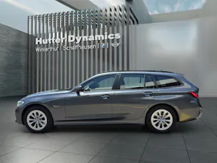 BMW 320e xDrive Touring HARMAN/KARDON SURROUND SOUND SYSTEM