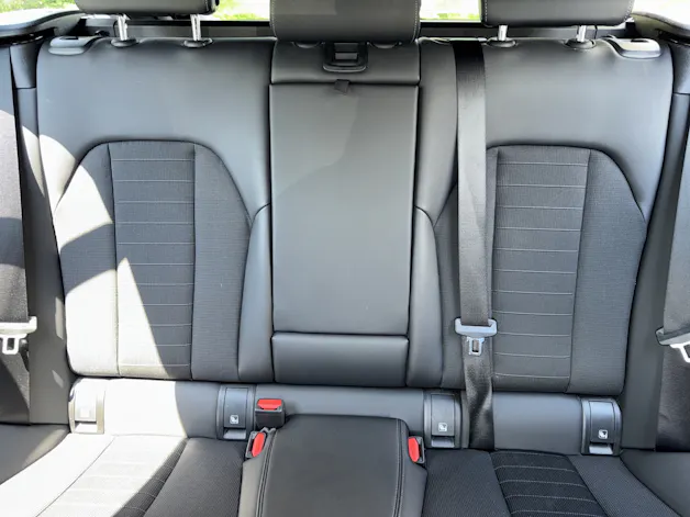 BMW 320e xDrive Touring HARMAN/KARDON SURROUND SOUND SYSTEM