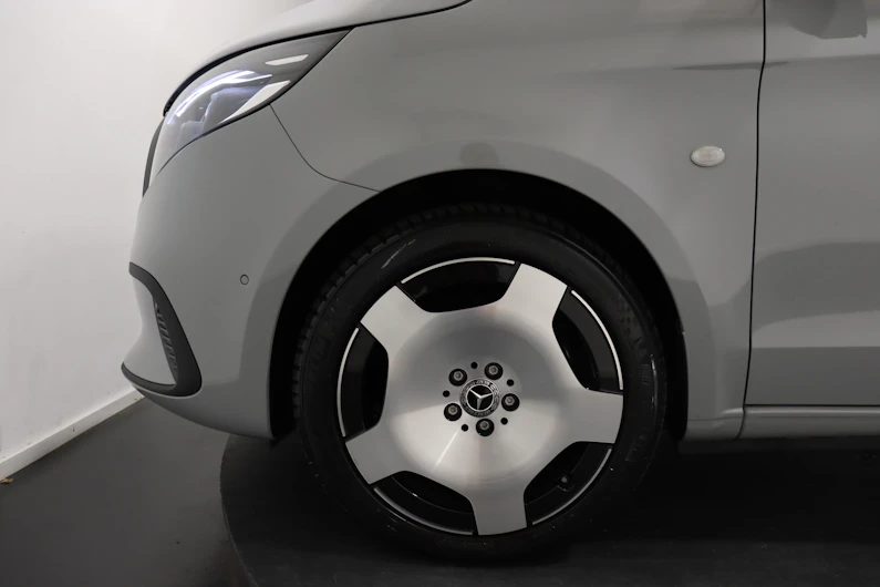 immagine del veicolo MERCEDES-BENZ VITO