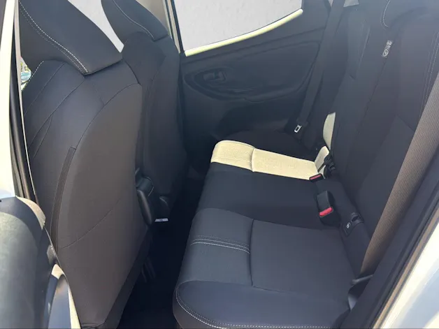 Toyota Yaris 1.5 VVT-i HSD Trend