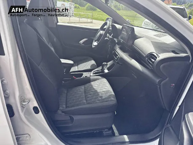 Toyota Yaris 1.5 VVT-i HSD Comfort
