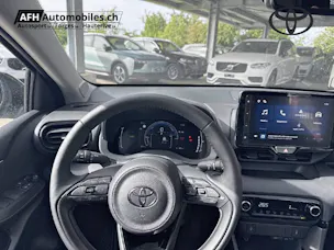 Toyota Yaris 1.5 VVT-i HSD Trend
