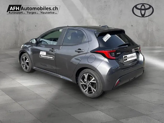 Toyota Yaris 1.5 VVT-i HSD Trend