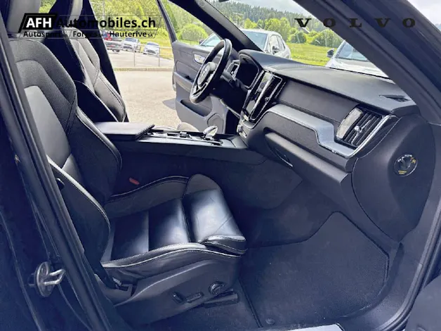 Volvo XC60 2.0 T8 TE XCENTRIC Black Edition eAWD