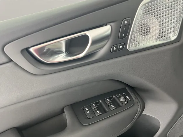 Volvo XC60 2.0 T8 TE Ultra Dark eAWD