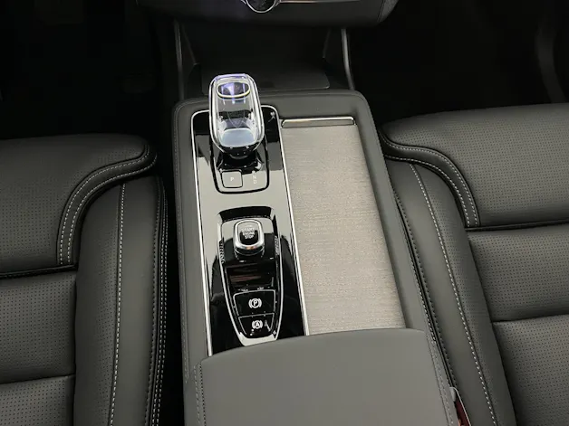 Volvo XC90 2.0 T8 TE Ultra Dark eAWD