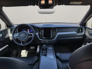 Volvo XC60 2.0 B5 MH R-Design AWD