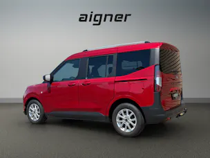 Ford Tourneo Courier 1.0 EcoBoost Titanium