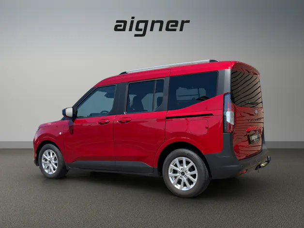 Ford Tourneo Courier 1.0 EcoBoost Titanium