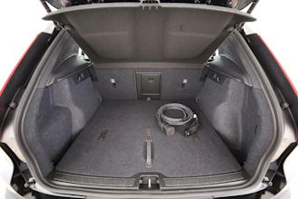 https://vehicle.imgix.net/4368936/17c7481a-8799-4d3f-83a7-623701078911.jpg