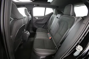 VOLVO EX40 Twin Black Edition AWD