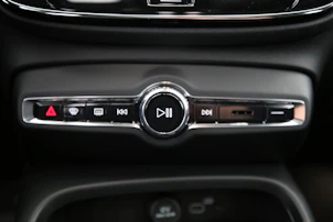 Fahrzeugbild VOLVO EX40 Twin Black Edition AWD