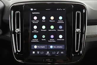 https://vehicle.imgix.net/4368936/6912aaf4-ee4a-4060-9aa6-ce3b00a6c509.jpg