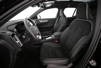 https://vehicle.imgix.net/4368936/6bb7f2a2-0895-4dfd-b5d5-c90ba16bfb97.jpg