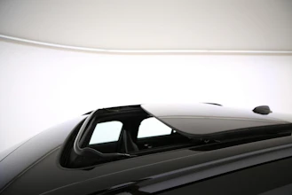 https://vehicle.imgix.net/4368936/93da0866-47a8-422d-a0ca-18812c54730f.jpg