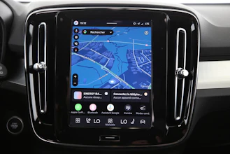 https://vehicle.imgix.net/4368947/76b0f134-c262-4c73-a71f-742e48067b92.jpg