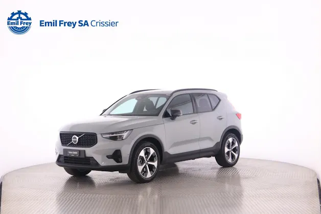 VOLVO XC40 2.0 B3 MH Plus Dark