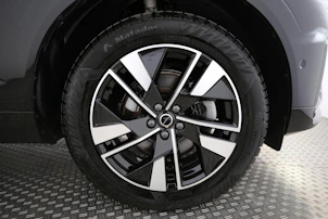 immagine del veicolo VOLVO XC60 2.0 B5 MH Plus Dark AWD