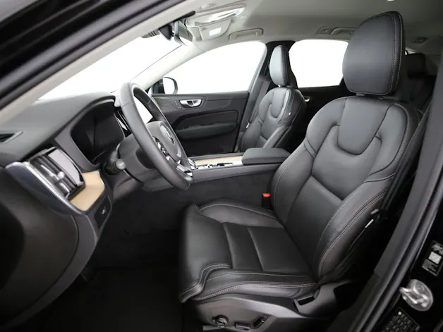 Volvo XC60 2.0 B5 MH Plus Dark AWD