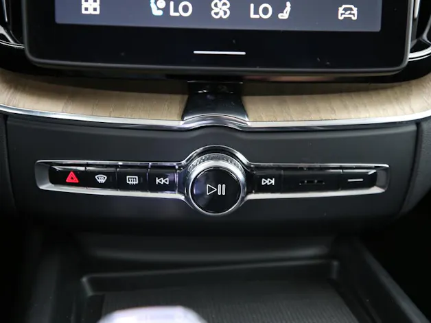 Volvo XC60 2.0 B5 MH Plus Dark AWD