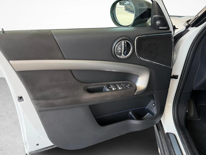 Fahrzeugbild MINI COUNTRYMAN