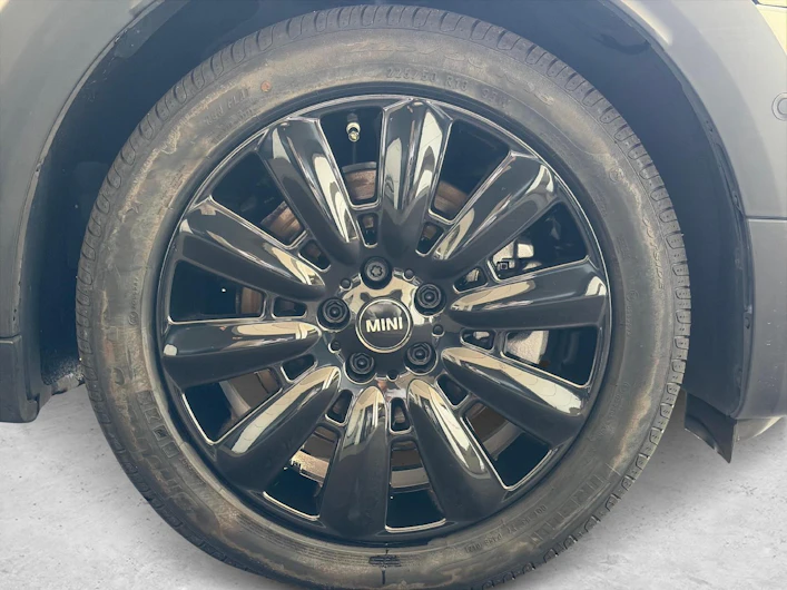 Fahrzeugbild MINI COUNTRYMAN