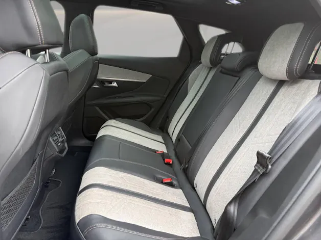Peugeot 3008 Plug-in Hybrid 300ch 4x4 GT Pack