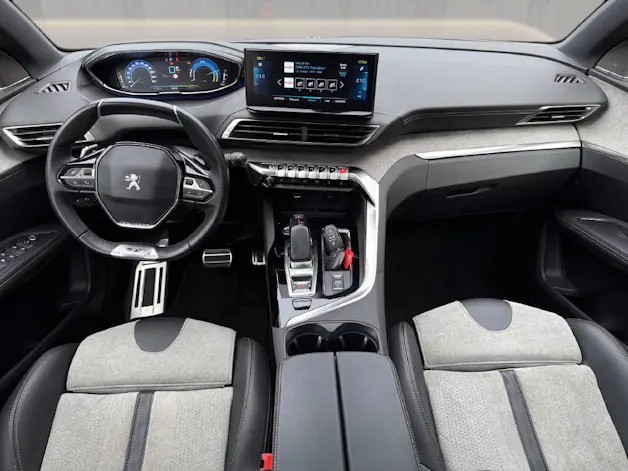 Peugeot 3008 Plug-in Hybrid 300ch 4x4 GT Pack