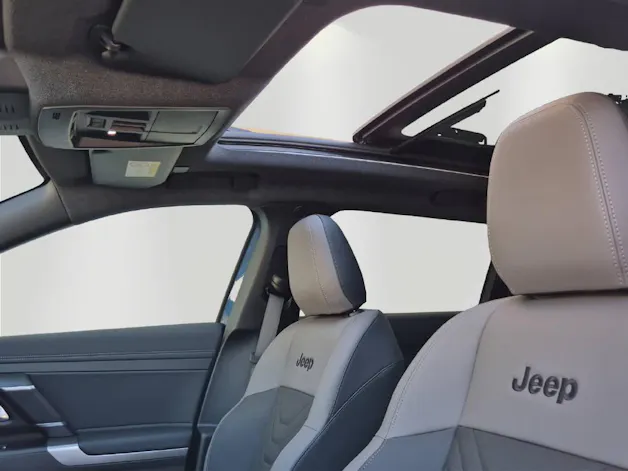 Jeep Compass 1.2 MHEV First Edition Plus Sky