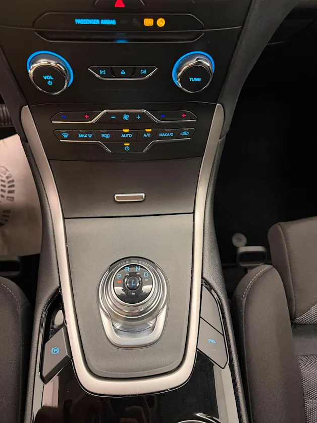 Ford Galaxy 2.5 Hybrid Trend 7P