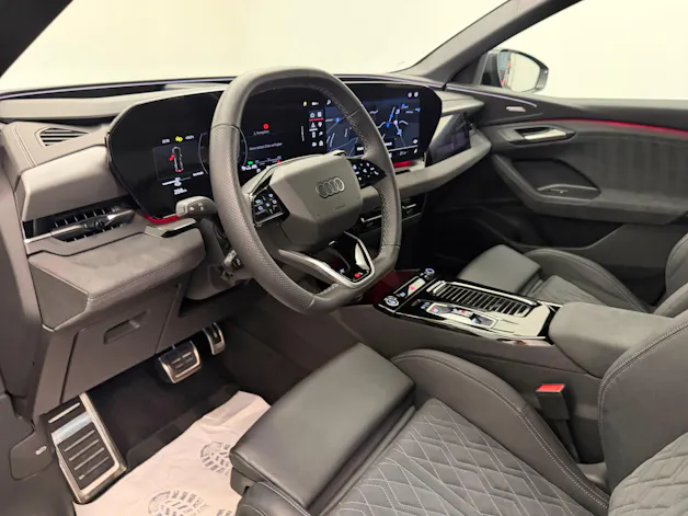 Audi Q6 e-tron quattro