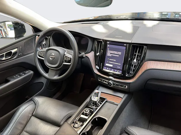 Volvo XC60 2.0 T8 TE Ultimate Dark eAWD
