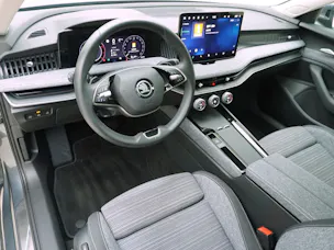 Škoda Superb 2.0 TDI DSG Selection Loft 4x4