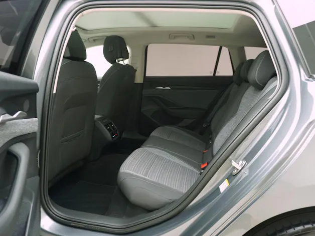 Škoda Superb 2.0 TDI DSG Selection Loft 4x4