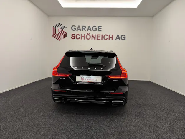 Volvo V60 2.0 B5 R-Design AWD