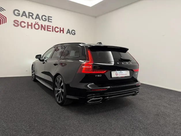 Volvo V60 2.0 B5 R-Design AWD