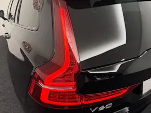Volvo V60 2.0 B5 R-Design AWD
