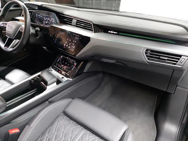 Audi e-tron 55 S Line Black Edition quattro