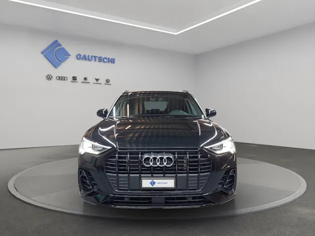 Audi Q3 45 TFSI e S line S-tronic
