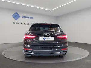 Audi Q3 45 TFSI e S line S-tronic