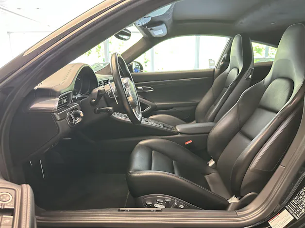 Porsche 911 Carrera 4 GTS PDK