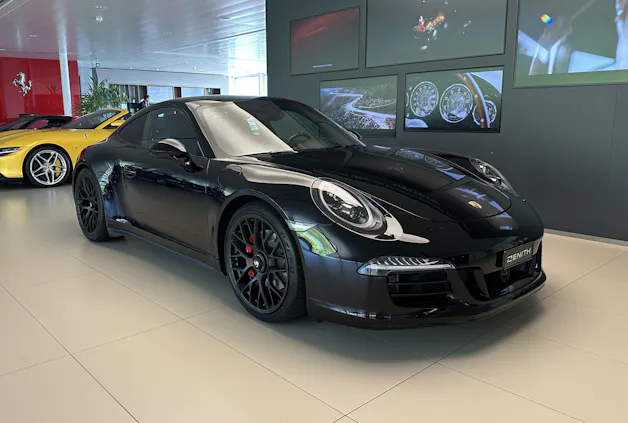 Porsche 911 Carrera 4 GTS PDK